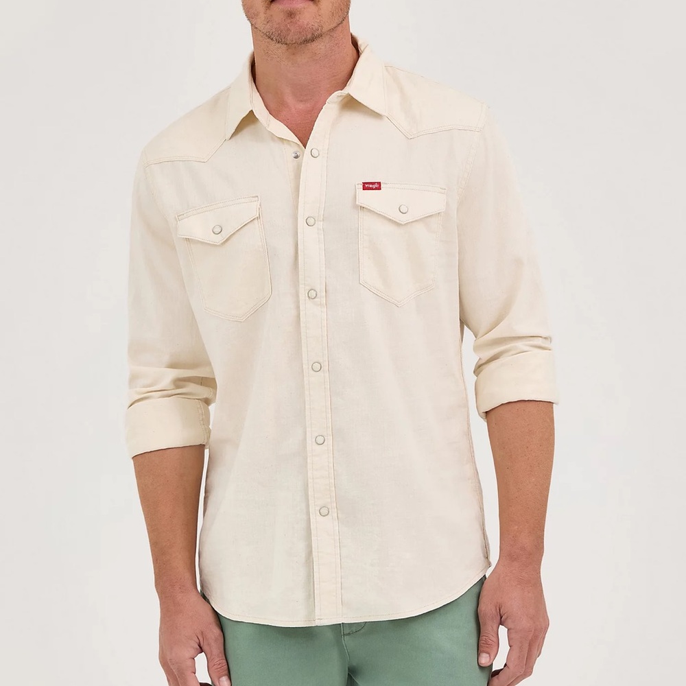 Wrangler Men’s Button Down New!